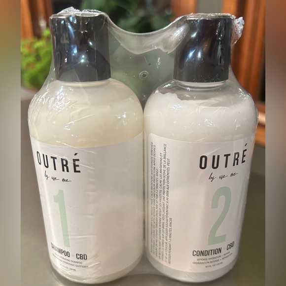 By Use Me Hair Outre By Use Me Intense Daily Hydrating Shampoo